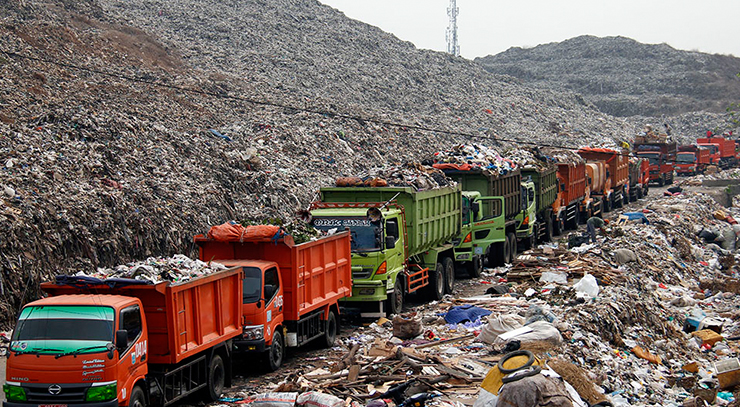The Bantar Gebang Capacity Crisis and PLTSa Implementation: Weighing the Downstream Waste-to-Energy Solution